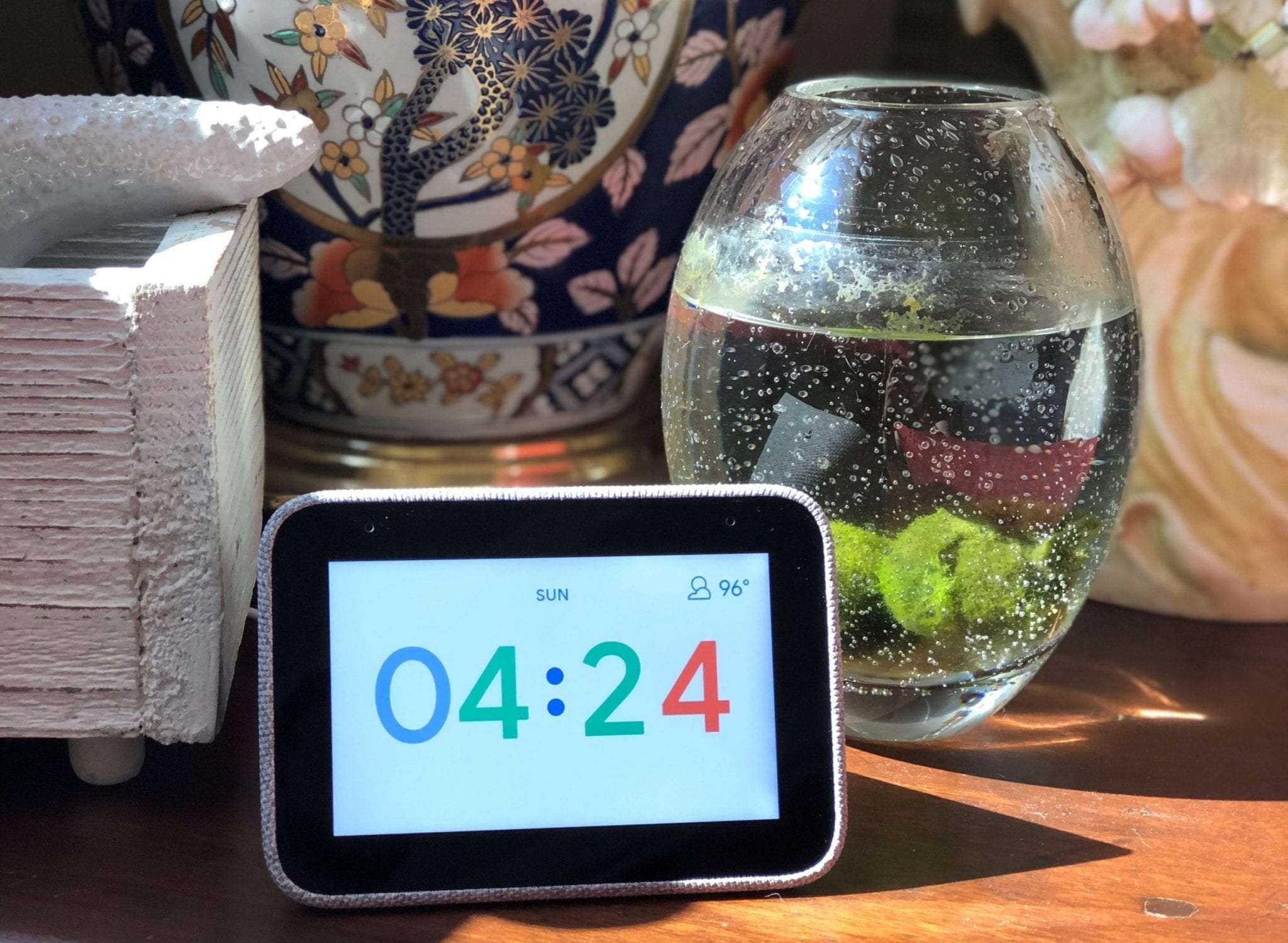 Lenovo Smart Clock spotted in smart home