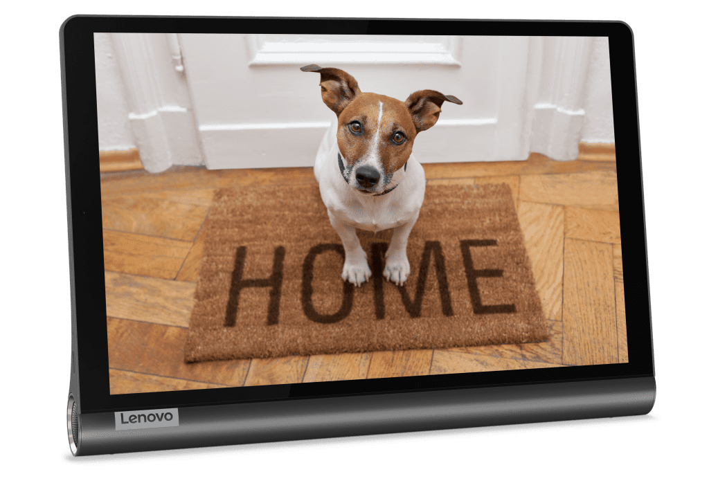 Con la modalità Ambient di Google Assistant, puoi trasformare il nuovo Lenovo Yoga Smart Tab in una splendida cornice per foto digitali e altro ancora.