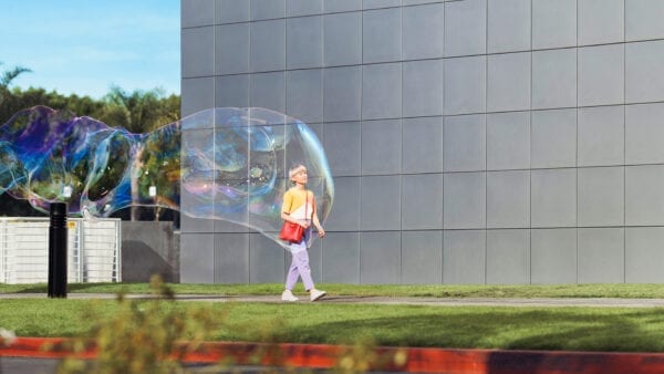 Lenovo brand image: Bubble
