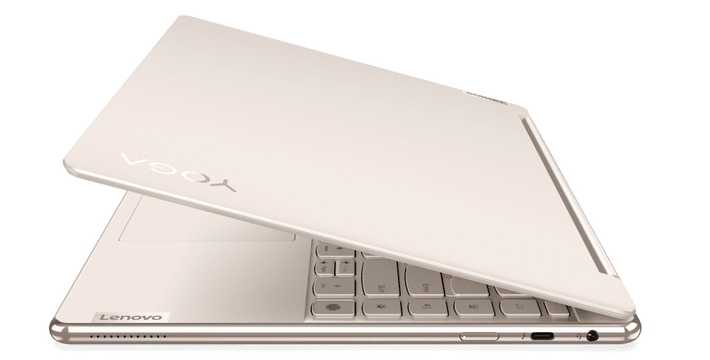 The sophisticated look of Yoga 9i’s glossy Oatmeal metallic exterior really pops like it belongs in a jewelry box