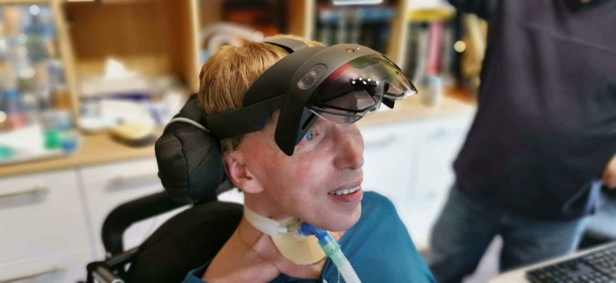 Peter Scott-Morgan using a Lenovo ThinkReality headset