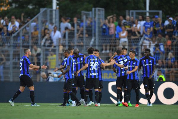 Team of FC Internazionale embrace after scoring during the friendly match pre-season between FC Lugano and FC Internazionale on July 12, 2022 in Lugano, Switzerland. (Photo by Mattia Pistoia - Inter/Inter via Getty Images)