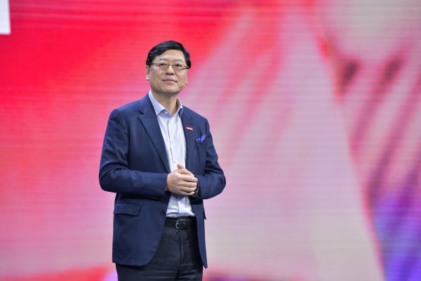 YY on stage at MWC